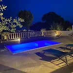 Grand D'ete Avec Piscine Bonifacio (Corsica)