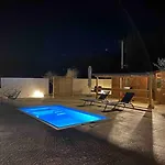 Grand D'ete Avec Piscine